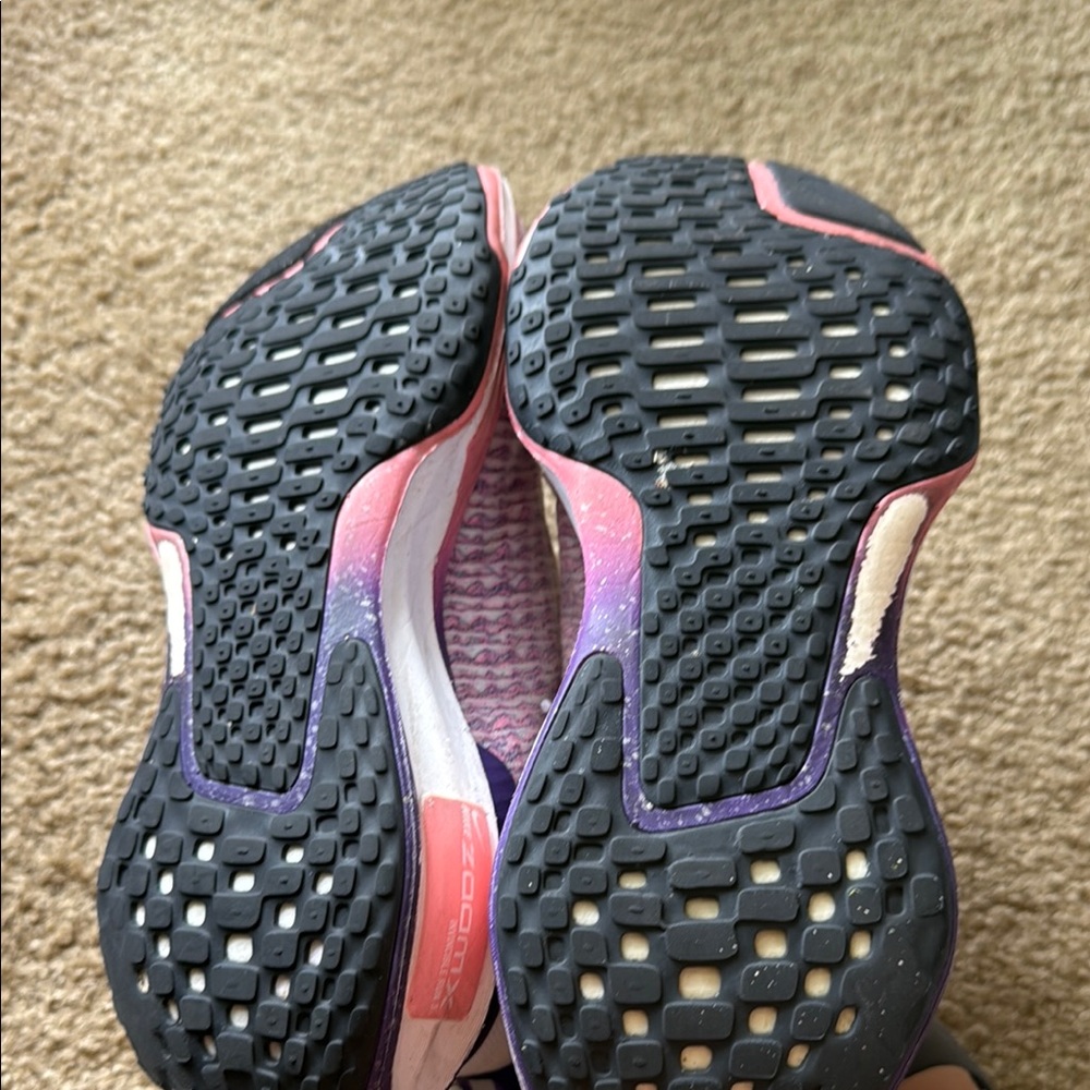 Nike Running Shoes - Picture 3 of 7